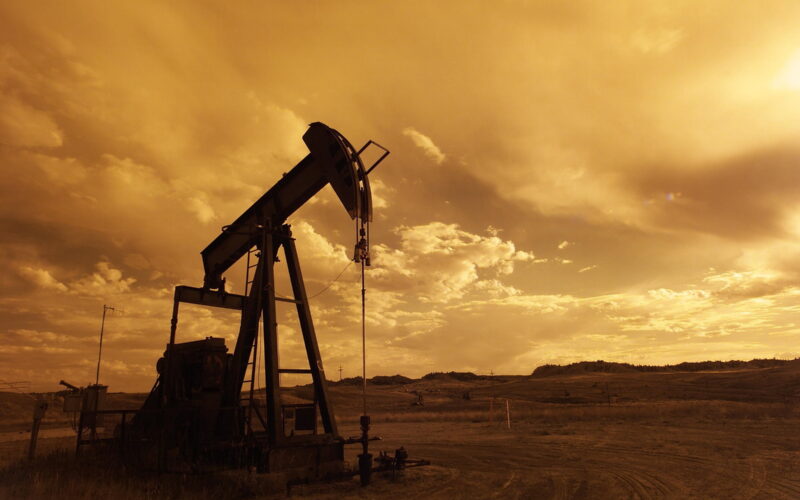 Что такое нетрадиционная нефть и как на нее растет спрос во всем мире
